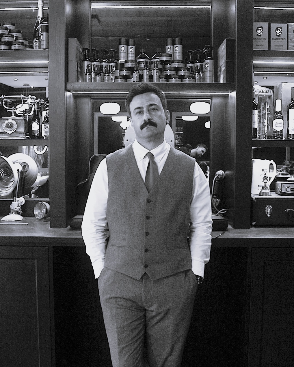 HAIRETRO barber portrait